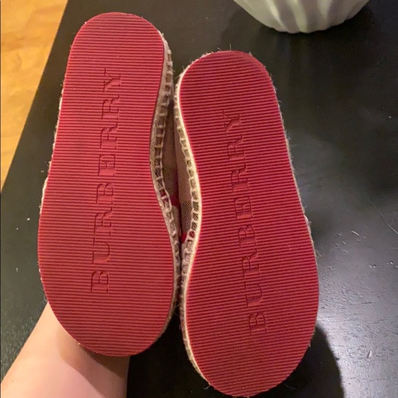 Burberry kids size 27 - Picture 2 of 2
